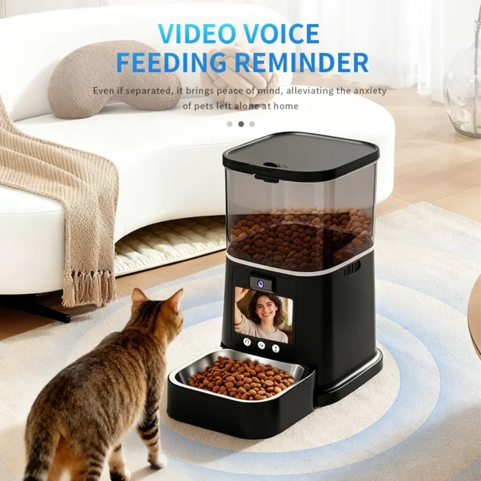 pet feeder video voice feeding reminder reduces separation anxiety for pets left home alone